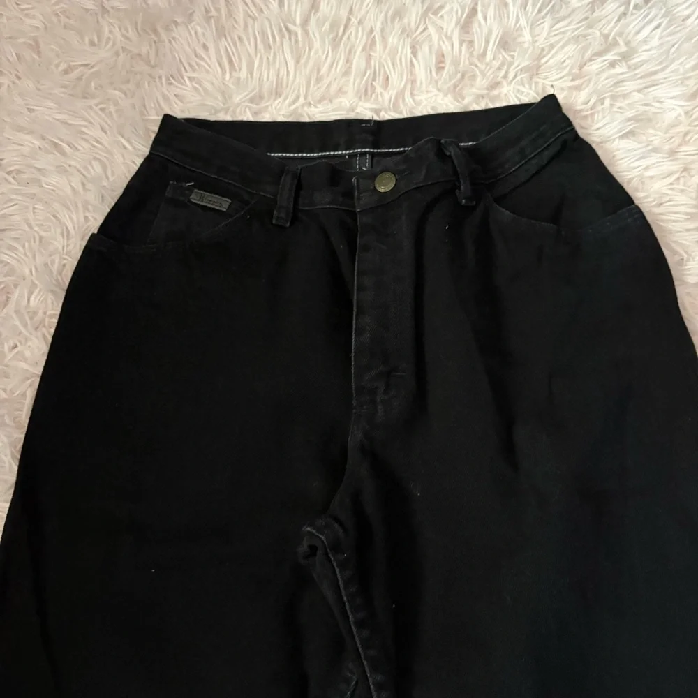 Vintage Wrangler Black High Rise Jeans Waist Sz 10 29” Inseam Mom Denim